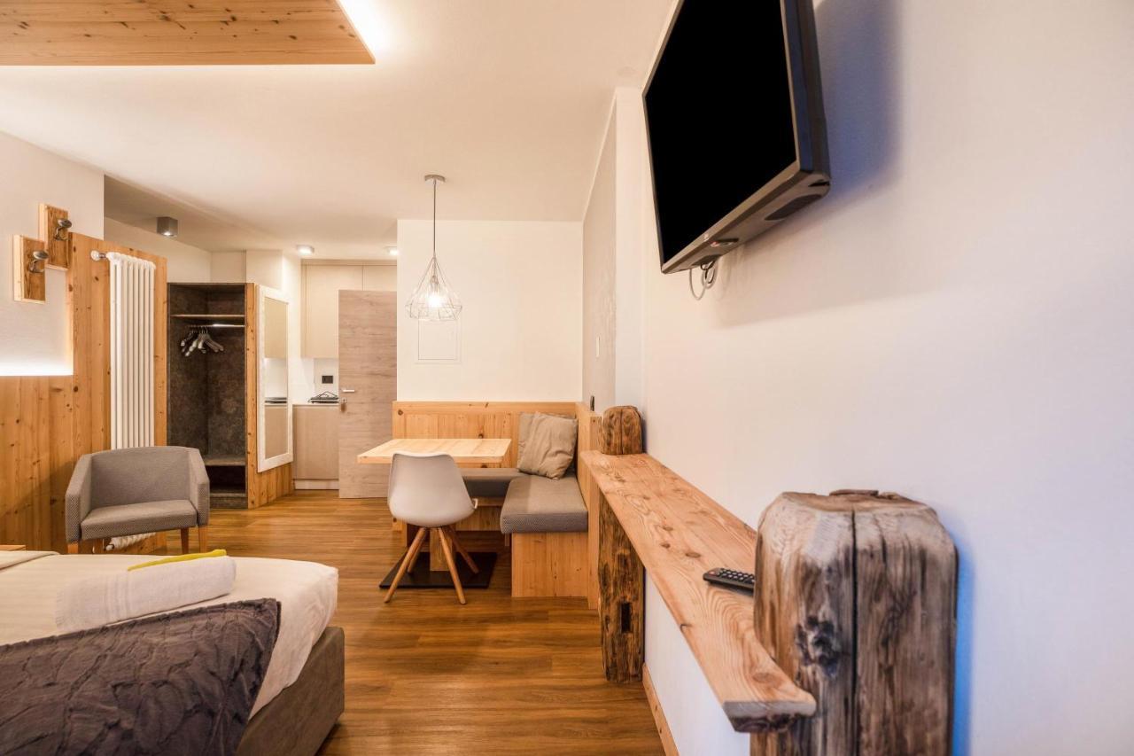 Chalet Osmar Suite 2 Campitello di Fassa Luaran gambar