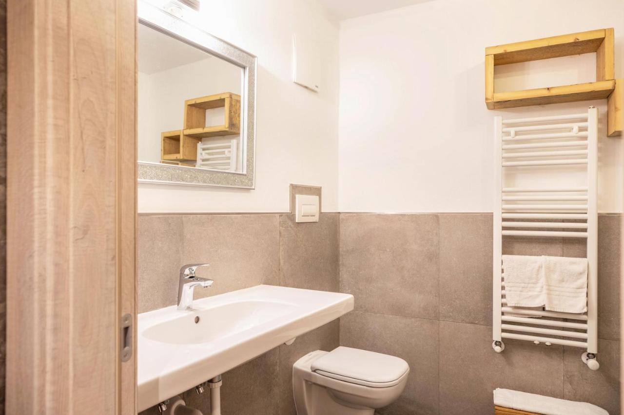 Chalet Osmar Suite 2 Campitello di Fassa Luaran gambar